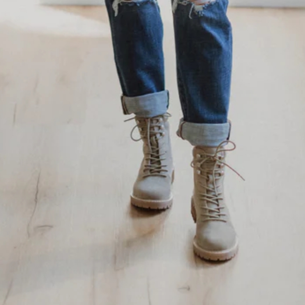 Women's Light Green Suede Boots